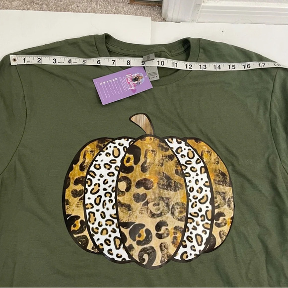 Leopard Print Pumpkin T Shirt Army Green Size Medium Unisex - Picture 7 of 9